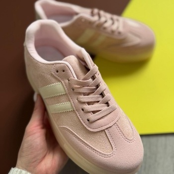 Aktuālās botes BL675