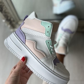 Augstās botes