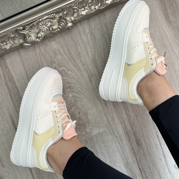 Botes AB977