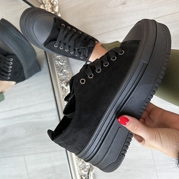 Botes  F1025