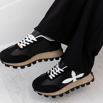 Botes NB761