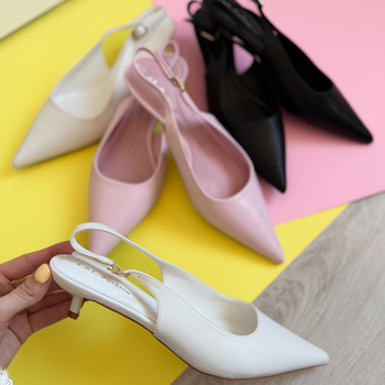 Kurpes ar mazu papēdīti BE-753