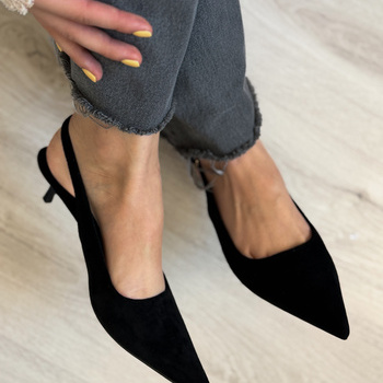 Kurpes ar mazu papēdīti BE-755