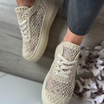 Botes ar mežģīni SL8832