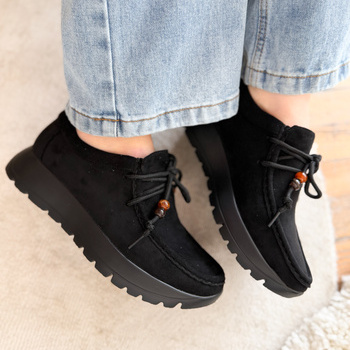 Mokasīni ar šņorītēm 6889