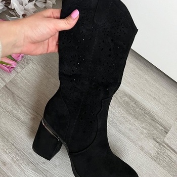 Pusgarie ar caurumiņiem H152-1