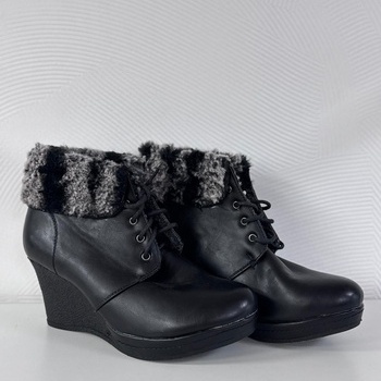 Puszābaki uz papēdi