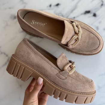 Slēgtās zamša kurpes UK131P