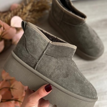 UGG 8917-5