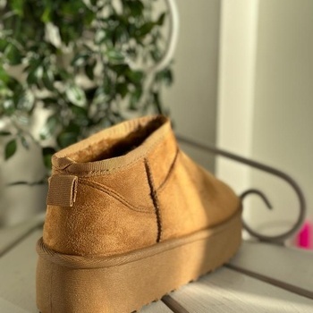 Ugg tipa siltie zābaciņi 3501