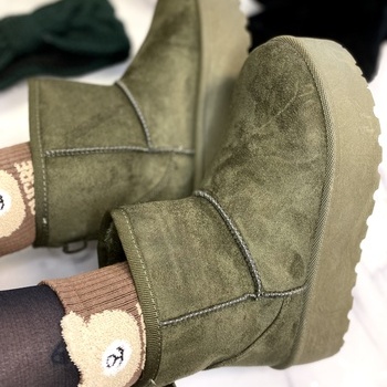 UGG tipa siltie zābaki: EV-270